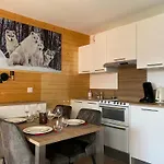 1850 - 4 Personnes - Aux Pieds - Wifi Gratuit * Courchevel